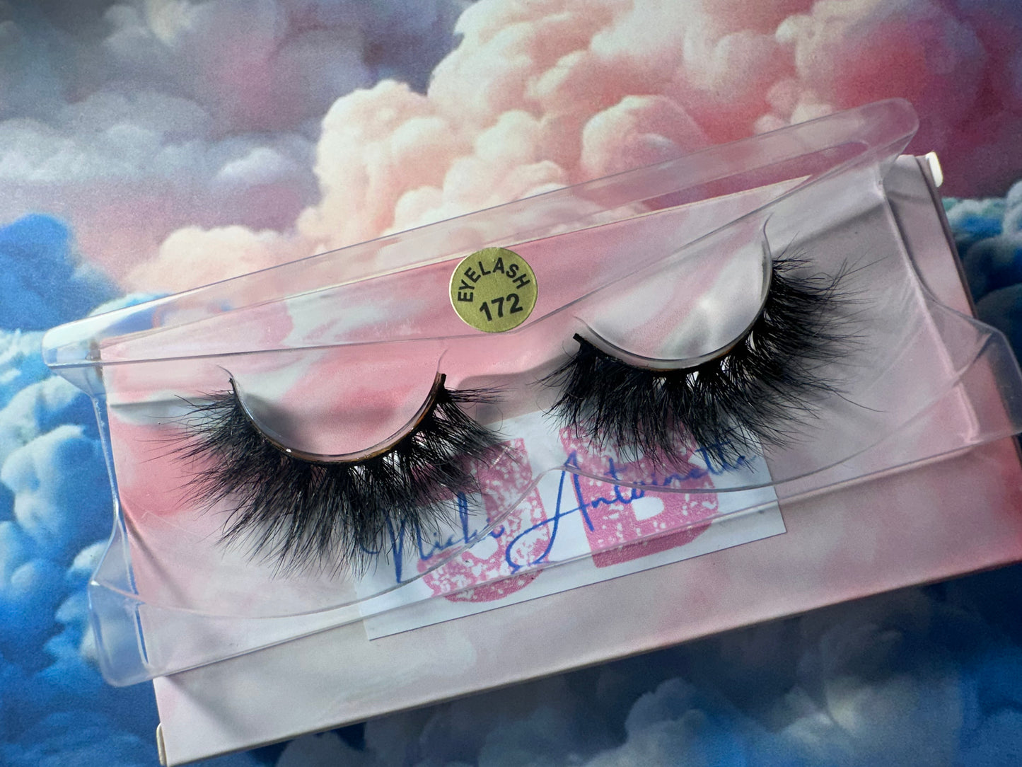 Eyelashes 172