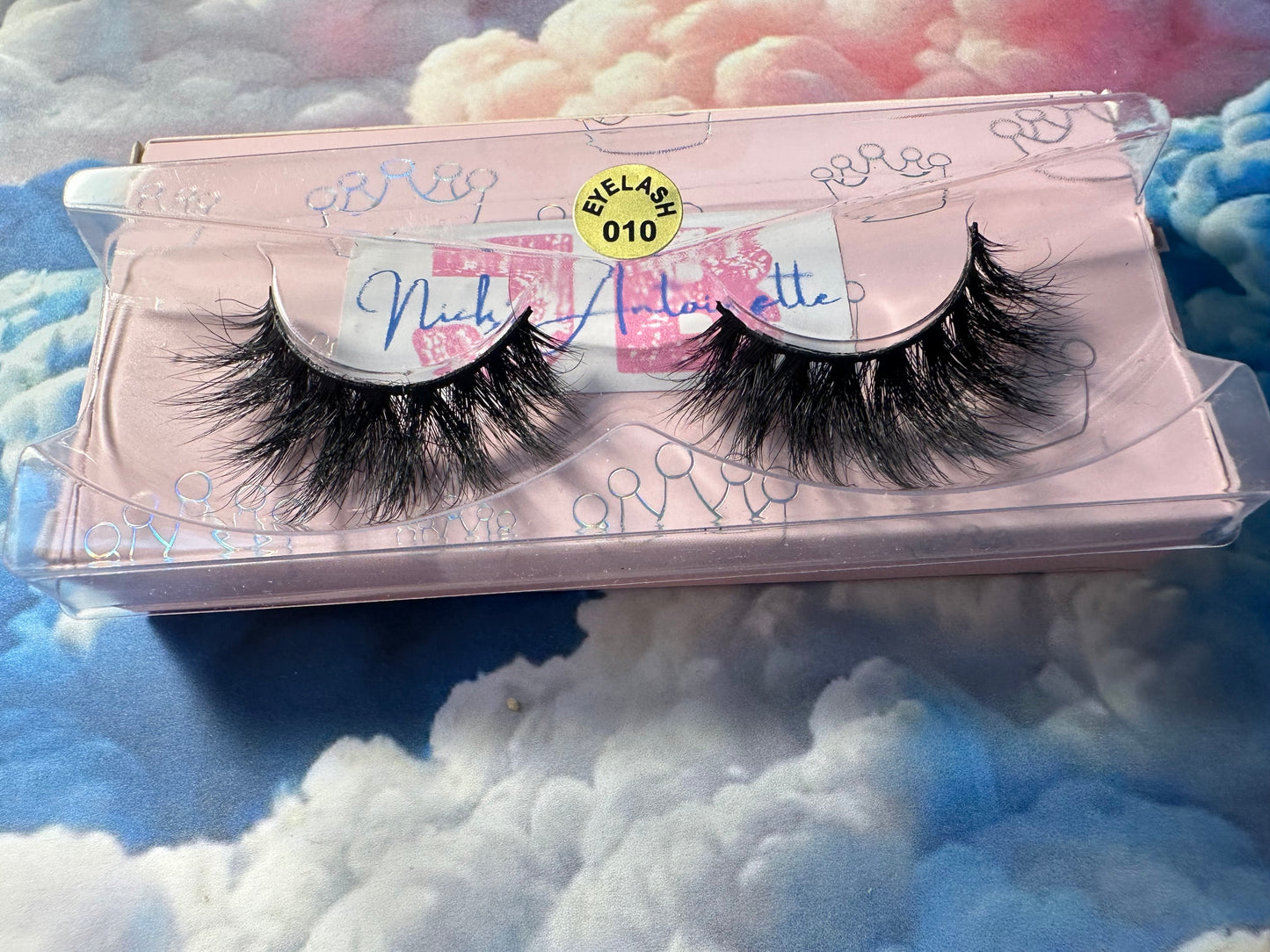 Eyelashes 010