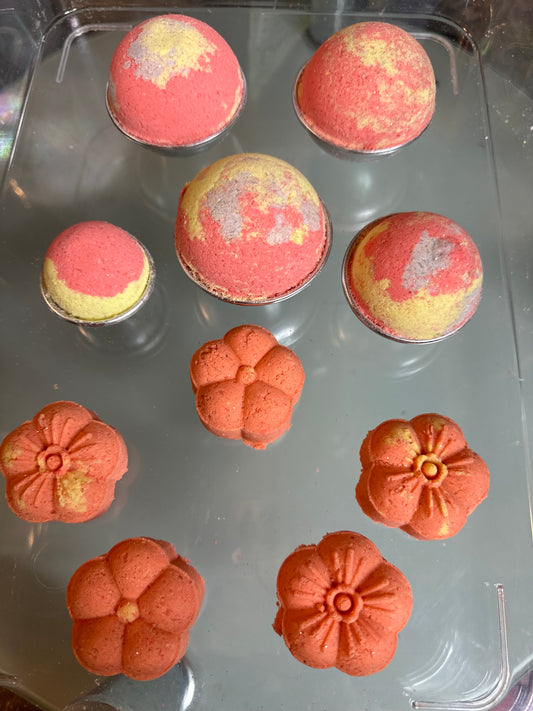 COMING SOON🛁🧼✨ Kids Bath Bombs
