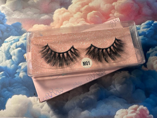 Eyelashes M01