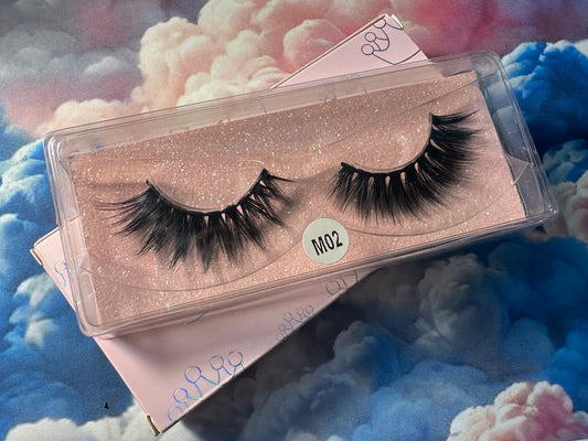 Eyelashes M02